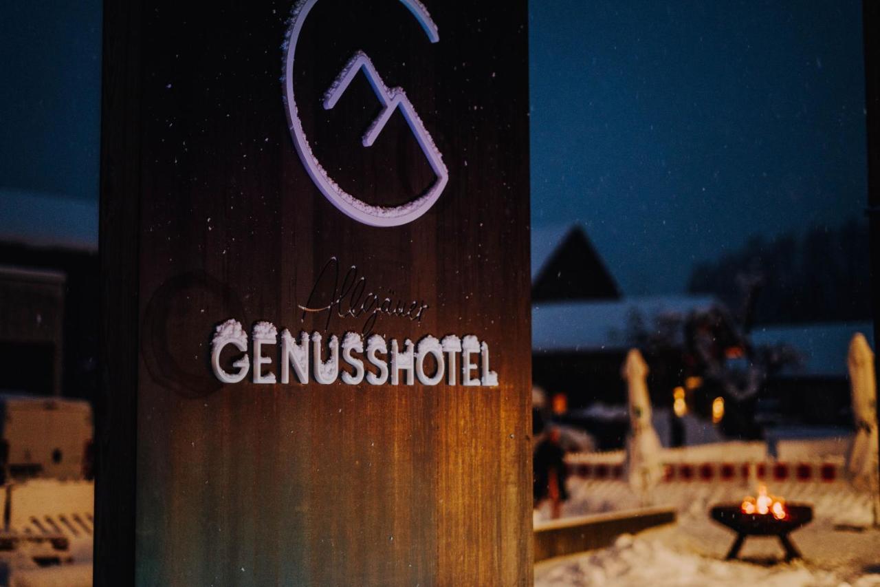 Allgaeuer Genusshotel Und Historischer Dorfgasthof Hirsch Leutkirch im Allgäu エクステリア 写真